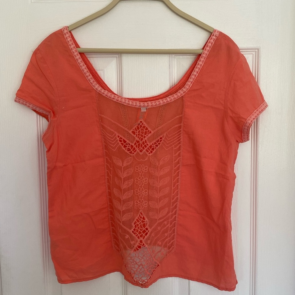 Argentina 47 Street Coral Lace Back Top Size Medium 2/40